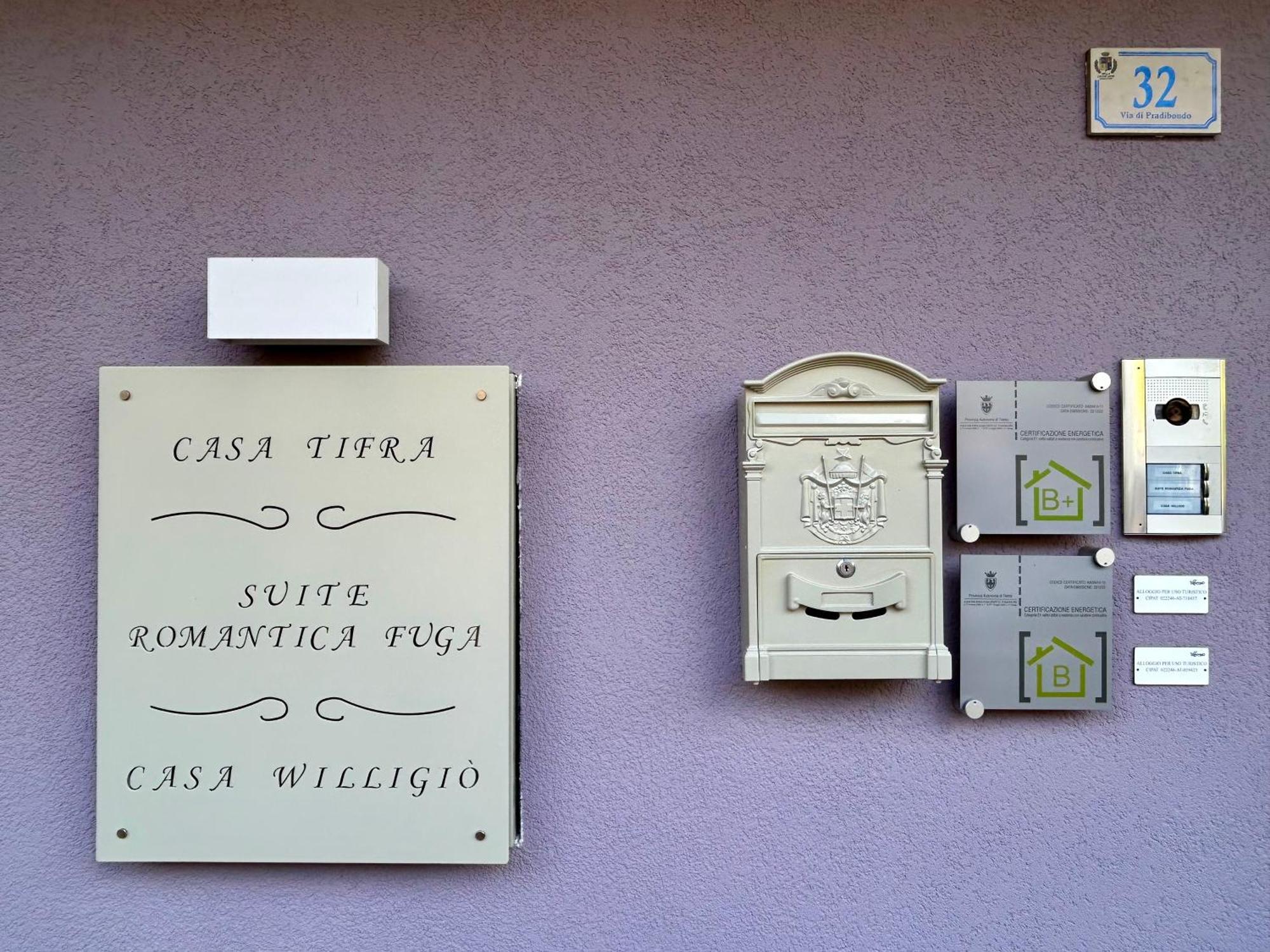 דירות Roncone Casa Willigio מראה חיצוני תמונה